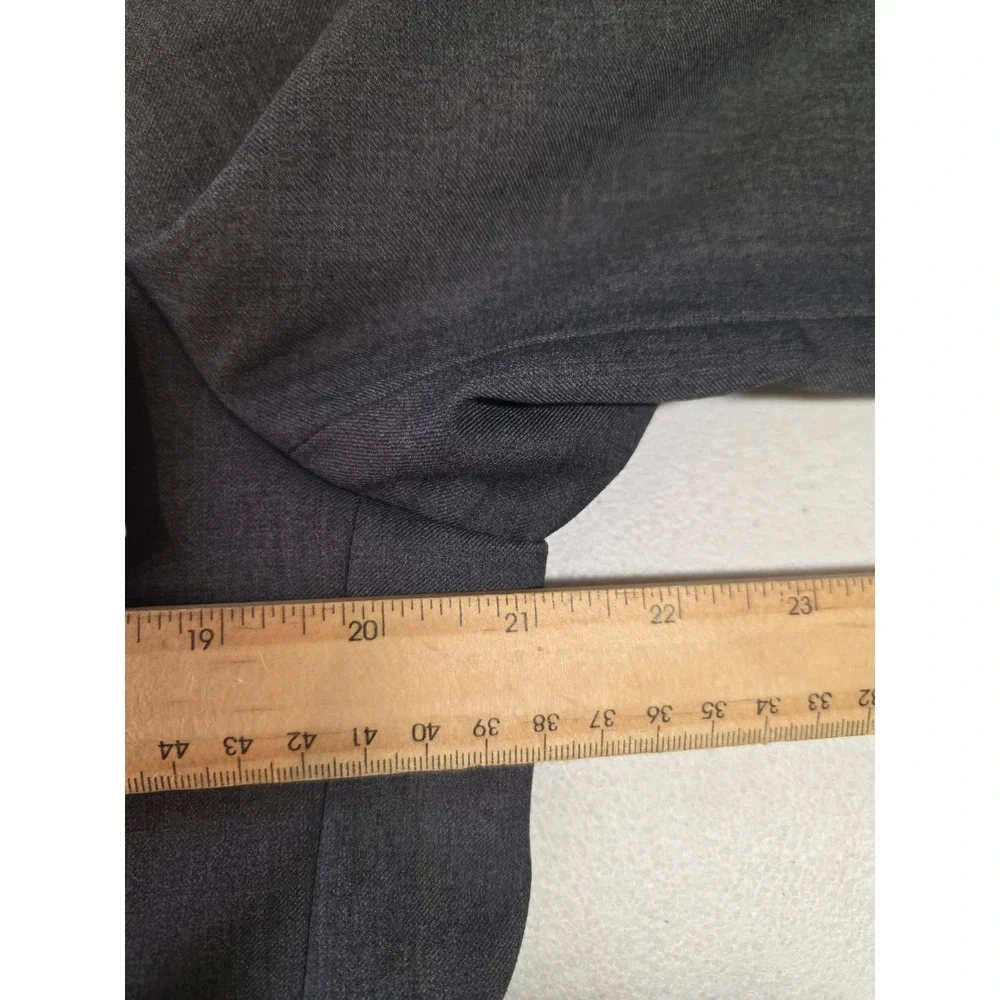 Caravelli Slim Fit Blazer Jacket 42L Gray 2 Button Notch Lapel Designed in Italy
